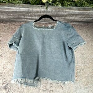 Large denim top with open back size large   MN102